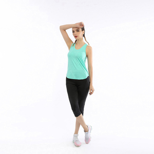 เสื้อกล้ามออกกำลังกายผู้หญิง สไตล์ฮิต คุณภาพดี ระบายอากาศได้ดี เหมาะสำหรับฟิตเนส โยคะ วิ่ง และกิจกรรมอื่นๆ  ใส่ได้หลากหลาย - Product Image 5