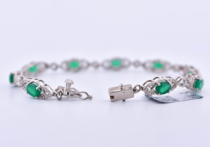 Pulsera de tenis con eslabones infinitos de piedras preciosas de ónix verde y circonita cúbica de Verdant Grace en plata 925 - Product Image 2