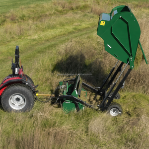 Scarificateur et balayeuse de pelouse montés sur tracteur de 1,8 m avec collecteur de débris de 3000 L pour l'entretien des terrains de sport - Prix de dépôt - Product Image 1