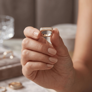 Anillo de Boda con Diamantes Redondos Reales de 0.30 TCW para Mujer, Oro Amarillo de 14K | Elegante Anillo de Aniversario para Novia, Regalo de Joyería Fina - Product Image 2