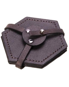 Posavasos clásicos de cuero con superficie suave y atractivo hecho a mano para protección y decoración de bebidas de lujo - Product Image 1