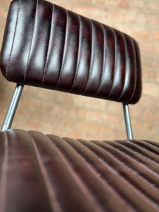 Ensemble de bar d'angle en teck massif rustique avec tabourets de bar rembourrés, intérieurs de luxe faits à la main, écologiques et durables - Product Image 5