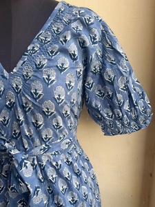 Vestido Largo Informal de Otoño para Mujer, 100% Algodón Indio, Estampado a Mano, Cuello en V, Manga Corta, Estampado Floral - Product Image 3