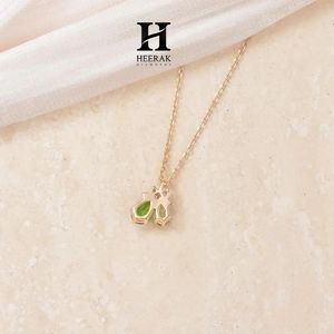Collier pendentif en or 18 carats avec pierre précieuse verte taille poire, pendentif émeraude et péridot à deux pierres, en argent sterling 925, Toi et Moi Diamant - Product Image 3
