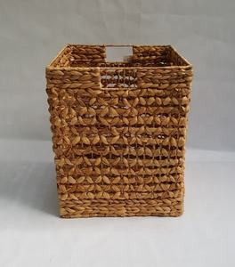 Special <b>weaving</b> High quality new design water hyacinth <b>baskets</b> with handles for home storage & organization an made in - Product Image 2