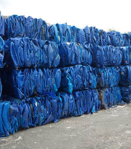 เศษถังพลาสติก HDPE สีน้ำเงิน เกรดสำหรับขึ้นรูปเป่าลม เกรดสำหรับอาหาร มีขาย - Product Image 5