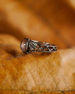 Anillo de Plata de Ley con Cuarzo Rosa, Diseño de Rama de Árbol, Hojas Florales, Inspirado en la Naturaleza, Joyería con Hojas, Certificado IGI, Alta Calidad - Product Image 2