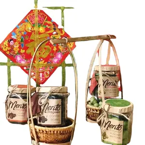 ギフト用のダークと抹茶チョコレートを製造する農産物の専門家