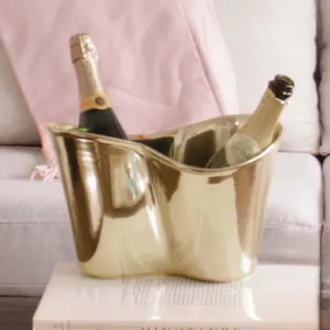 Cubo de Hielo de Aluminio Moderno y Elegante de Zahid Exports, Decoración de Bar, Diseño Artístico Ecológico Hecho a Mano para Sala de Estar y Uso en Hoteles - Product Image 1