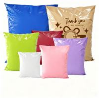 Sacs d'expédition en polyéthylène imprimés avec logo personnalisé, sacs d'expédition de courrier auto-adhésifs imperméables de taille et couleur personnalisées pour le commerce électronique de marque