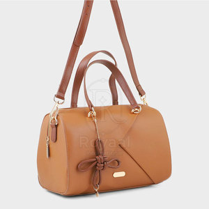 Sac à main en cuir tendance pour usage extérieur, imperméable, avec logo personnalisé, léger, best-seller - Product Image 3