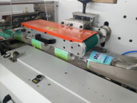 Machine d'emballage de papier toilette et de serviettes de cuisine à petit diamètre, haute vitesse (150 rouleaux/min) - Prix