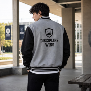 Veste universitaire grise et noire pour homme avec fermeture boutonnée, vêtement décontracté pour l'automne - Product Image 2