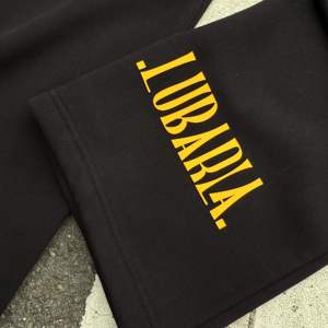 Hot Selling Custom Silicone Printing Streetwear Tracksuit Premium Quality Loose Fit Hoodie & Trouser Sweat Suit for Men - Product Image 6