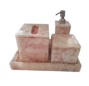 Juego de Baño Redondo Portátil Moderno de Tres Piezas de Resina Acrílica Azul Cielo de Lujo de ILAHI con Diseño Floral Uttar Pradesh - Product Image 1