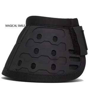 Protège-jambes pour chevaux de haute qualité, résistants à l'eau et séchant rapidement, pour une protection et une adhérence exceptionnelles de votre cheval. - Product Image 1