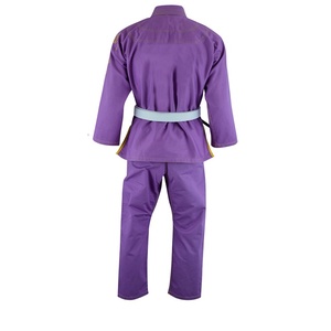 Combinaisons de karaté de style nouveau les plus vendues, uniformes de karaté fabriqués dans différentes couleurs, vêtements d'arts martiaux et combinaisons de karaté à prix de gros - Product Image 2