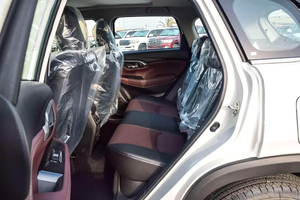 รถยนต์ TOYOTA URBAN CRUISER ปี 2025 ใหม่เอี่ยม 0 กม. 5 ที่นั่ง เครื่องยนต์ 4 สูบ 199 แรงม้า เกียร์อัตโนมัติ - Product Image 5