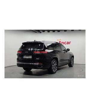 Jeep Cherokee L 3.6 Overland, Modelo Diciembre 2022, 27,793 km, Caja de Cambios Automática, Asientos de Cuero, Volante a la Izquierda, con Cámara Trasera - Product Image 2