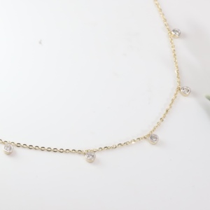 Collar con Colgante Gold Station, Diamante Cultivado en Laboratorio con Corte Brillante, Gargantilla con Bisel, Cadena de Cable, Joyería Fina Minimalista Certificada para Mujer - Product Image 4