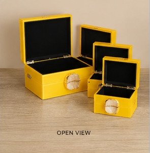 Coffret de rangement pour bijoux en verre jaune soleil avec accent en agate naturelle, doublure en velours, finition brillante, pour organiser et conserver les objets décoratifs - Product Image 1