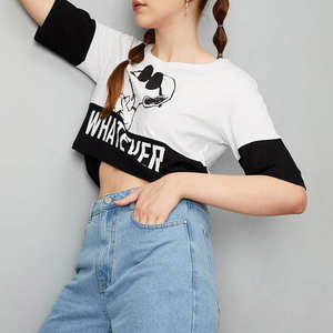 T-shirt court décontracté en coton écologique personnalisé noir et blanc pour femme, idéal pour le printemps - Product Image 2