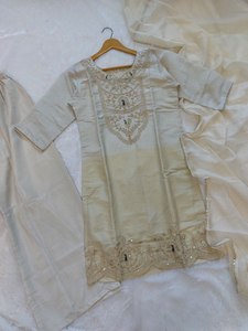Elegante Salwar Kameez de Algodón sin Arrugas con Bordado para Mujer, Conjunto de Vestido Étnico Beige para Bodas y Fiestas, Ropa India y Pakistaní - Product Image 6