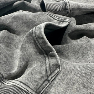 Sudadera con Capucha Unisex Oversize Lavada, Gris Sólido, Algodón French Terry, Casual, Ajuste Regular, Diseño de Bolsillo Tejido para Otoño - Product Image 2