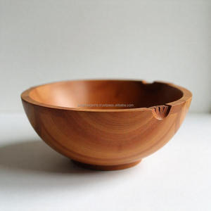 Elegante Tazón de Madera de Acacia con Borde Rústico, Centro de Mesa de Madera Natural de Primera Calidad para una Decoración Rústica Cálida - Product Image 5