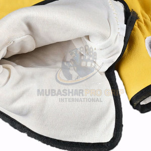 Guantes de cuero resistentes para trabajos de manipulación de materiales y actividades en el lugar de trabajo. - Product Image 6