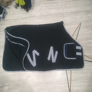 Custom Fleece Horse Rug U-Shape Solid Color Polyester Fabric Outdoor Use with 2 Leg Straps and Double Front Chest Closures India - Product Image 4