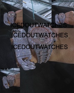 Montre numérique LED de luxe pour homme en acier inoxydable avec diamants, étanche 10 bars, sport et mode - Product Image 1