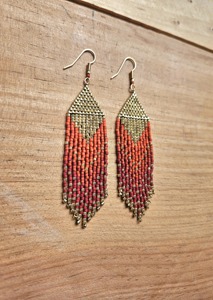 Pendientes de Cuentas Únicos para Amantes de la Joyería Artesanal que Ofrecen un Diseño Distintivo y Vanguardista para Fiestas y Moda - Product Image 5