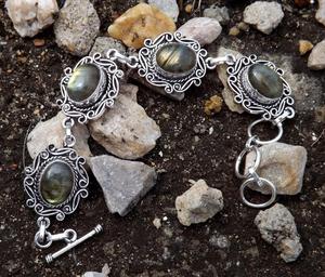Wholesale Women's Bohemian Gemstone <b>Bracelet</b> Supplier | Green Onyx Rose Quartz Turquoise Agate | Antique Silver Plated Chain - Product Image 4