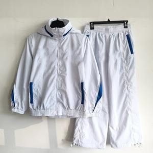 Conjunto Deportivo de 2 Piezas para Hombre, Chaqueta y Pantalones de Nailon con Cierre y Diseño de Parches, Impermeable y Cortavientos - Product Image 3