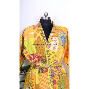 Kimono Corto de Seda de Lujo con Parches, Hecho a Mano, Estilo Bohemio, Chaqueta Kimono Corta para Mujer, Regalo Perfecto, Ligero, para el Verano - Product Image 5