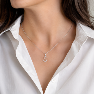Collier avec pendentif lettre S personnalisé, argent sterling 925, moissanite, cadeau de fiançailles pour elle - Product Image 4