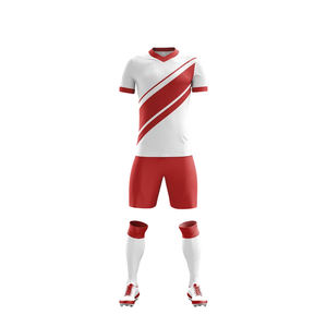 Tenue de football personnalisée par sublimation, ensemble maillot et short, polyester doux, séchage rapide, équipement de football - Product Image 1