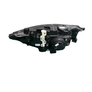 Piezas de coches de carreras usadas compatibles con Genesis G90 RS4, conjunto de faro delantero del lado del conductor 92101T4101 (con función de luz de cruce) piezas de automóviles coreanas - Product Image 2