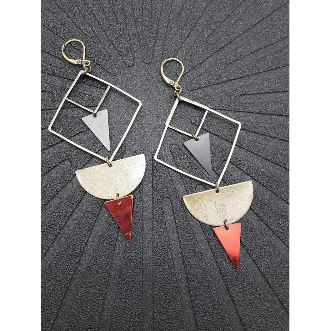 สีน้ำตาล