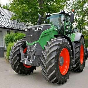 Tracteur à roues Fendt 70 CV 4x4 haute performance avec boîte de vitesses à engrenages et pompe – Moteur fiable, construction robuste, livraison rapide, le meilleur - Product Image 1