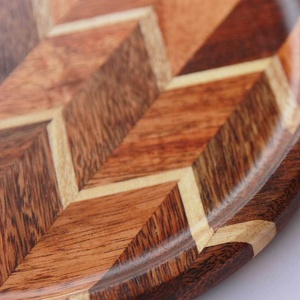 Bandeja de servicio de madera redonda moderna, plato Circular saludable para decoración de hotel o cocina en casa - Product Image 2