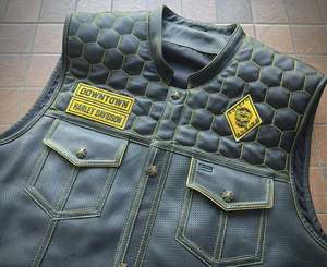 เสื้อกั๊กหนังวัวแท้ MC พร้อมรายละเอียดผ้านวมหกเหลี่ยมประดับเพชร - Product Image 6