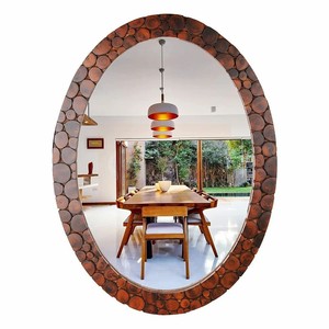Miroir mural ovale en bois de Sheesham fait main, écologique et durable, avec cadre floral sculpté, style moderne du milieu du siècle, en noyer, 28x20 pouces, vente en gros - Product Image 2