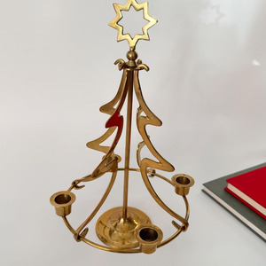 Handcrafted Metal <b>Christmas</b> <b>Tree</b> <b>Candle</b> Holder Featuring A Star Top And Multiple <b>Candle</b> Cups For Elegant Holiday Home Decoration - Product Image 4