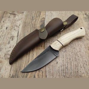 Couteau de chasse et de camping plein tang en acier inoxydable à pointe tombante 58HRC, manche en bois de frêne, étui en cuir Pasha - Product Image 1