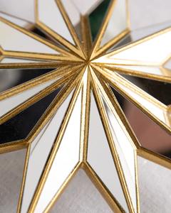 Adorno Navideño Geométrico de Metal Dorado Estilo Nórdico Moderno, Decoración Navideña de Lujo con Acabado de Espejo - Product Image 5