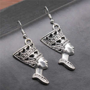 ต่างหูจี้เงินทิเบตอัลลอยด์สไตล์คริสเตียนวินเทจลายหน้าคนแบบพิเศษ - Product Image 1