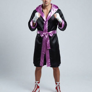 Robe de boxe pour hommes, robe de sport personnalisée, tissu satiné lisse, manches longues, coupe confortable, logo personnalisé, design gratuit, haute qualité - Product Image 3