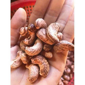Nueces de Anacardo Tostadas y Saladas Kim Long, en Bolsa al Vacío/Envase Metálico, Origen Ciudad de Ho Chi Minh, Listas para Comer, para Venta al por Mayor Global - Product Image 6